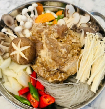 불고기전골 인당 30만동(2인분 이상 주문가능)