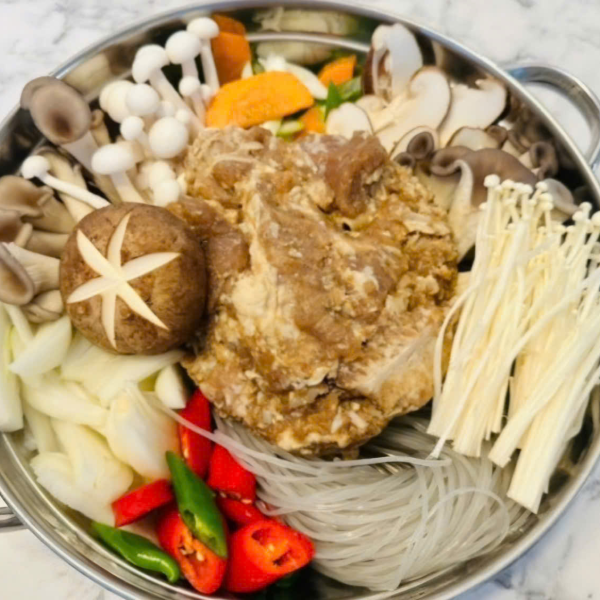 불고기전골 인당 30만동(2인분 이상 주문가능)